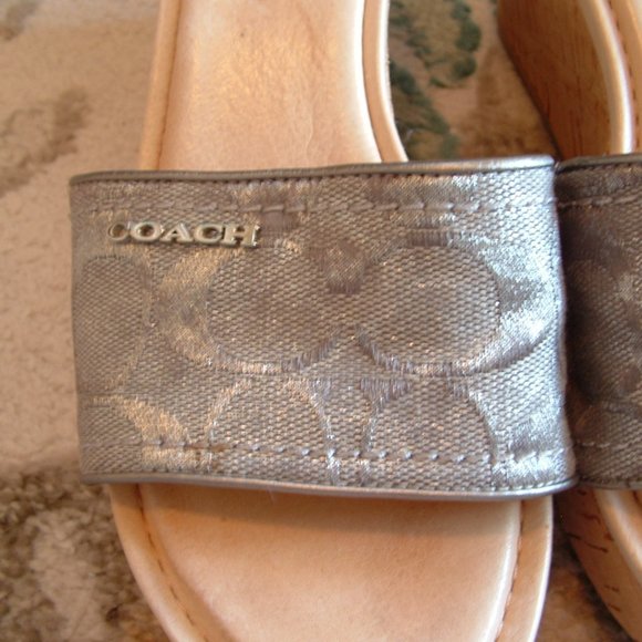 Coach bundle Coach Shoes and Scarf duo 2piece set - Picture 3 of 13
